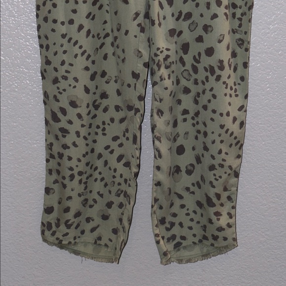 ANTHROPOLOGIE CLOTH & STONE Leopard Prints Pants Mint Tapered Size Large - Picture 4 of 8